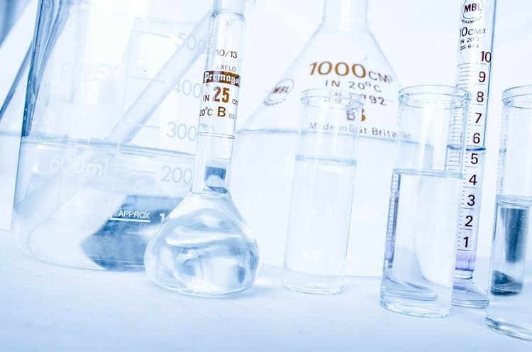 Nieuwe REACH restrictie voor aprotische solventen gepubliceerd