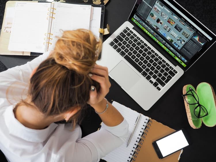 Extra stress bij jongeren door telewerk