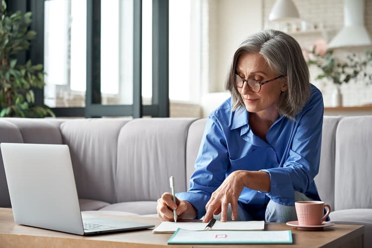 Hormoongerelateerde gezondheidsklachten bij vrouwen hebben impact op werk
